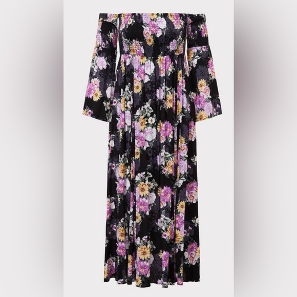 NWT Torrid Black Floral Challis off shoulder maxi dress bell sleeve smocked 2x - Picture 3 of 4